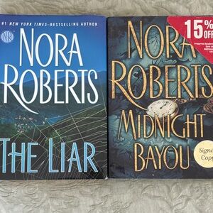 Nora Roberts Book Set - The Liar & Midnight Bayou